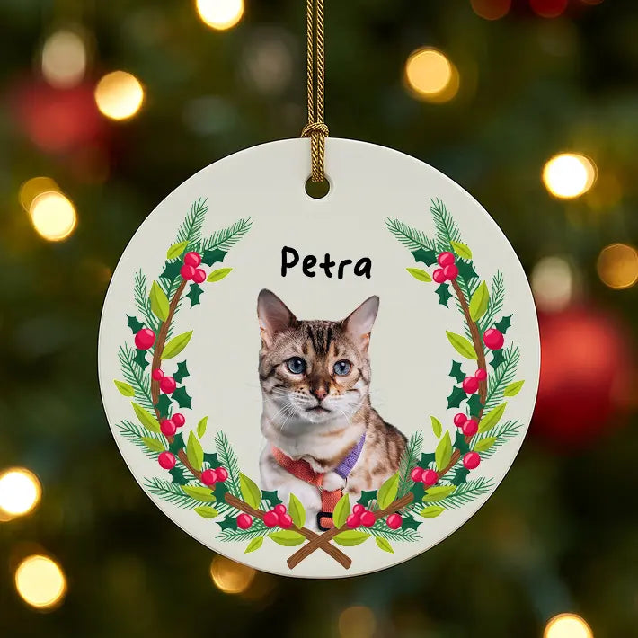 Adorno navideño personalizado de mascotas con nombre y guirnalda